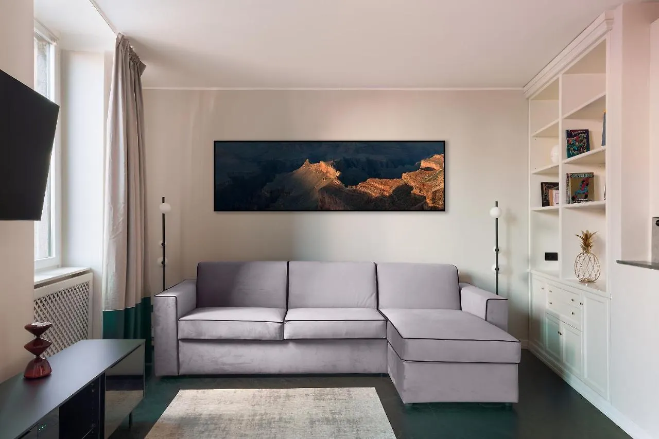 Hl Luxury Duomo Apartment - Via Torino, Montenapoleone Milan Italy